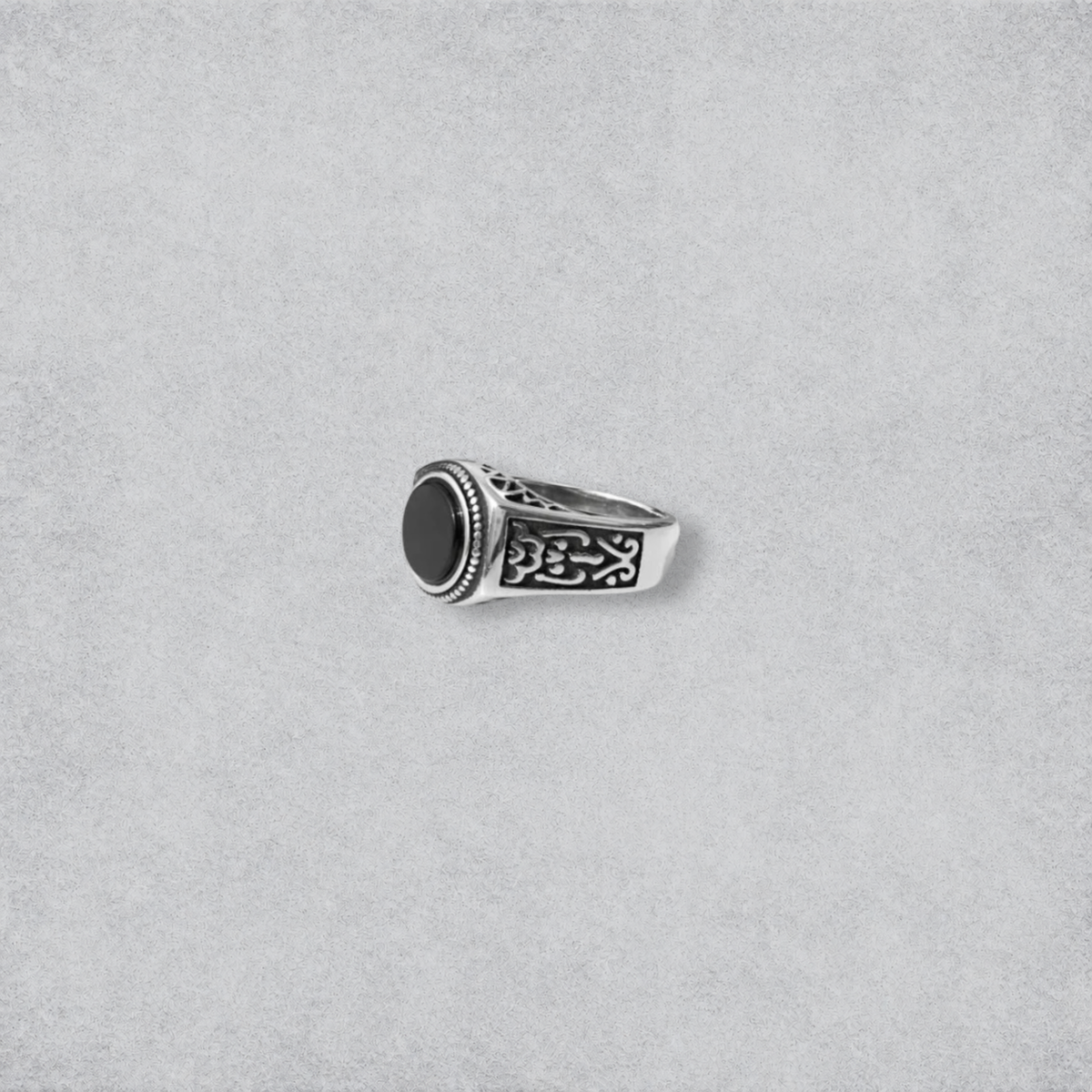 Vintage Black Onyx Signet Ring